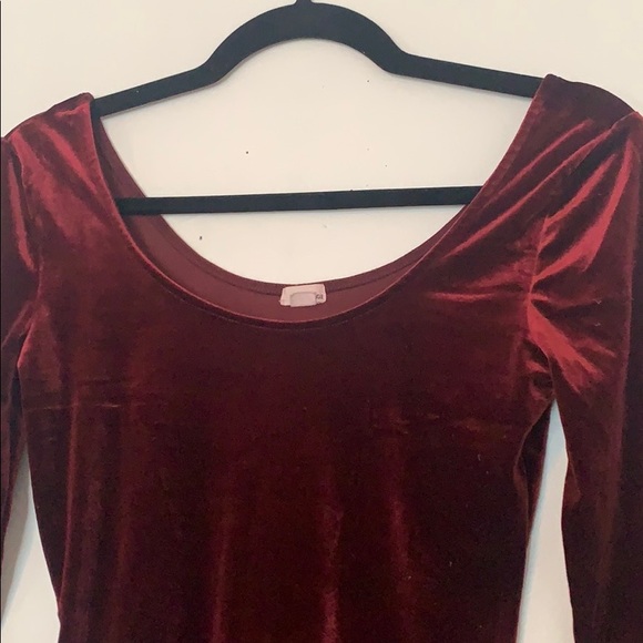 2 for $20 Maroon velvet form fitting dress - Picture 2 of 3